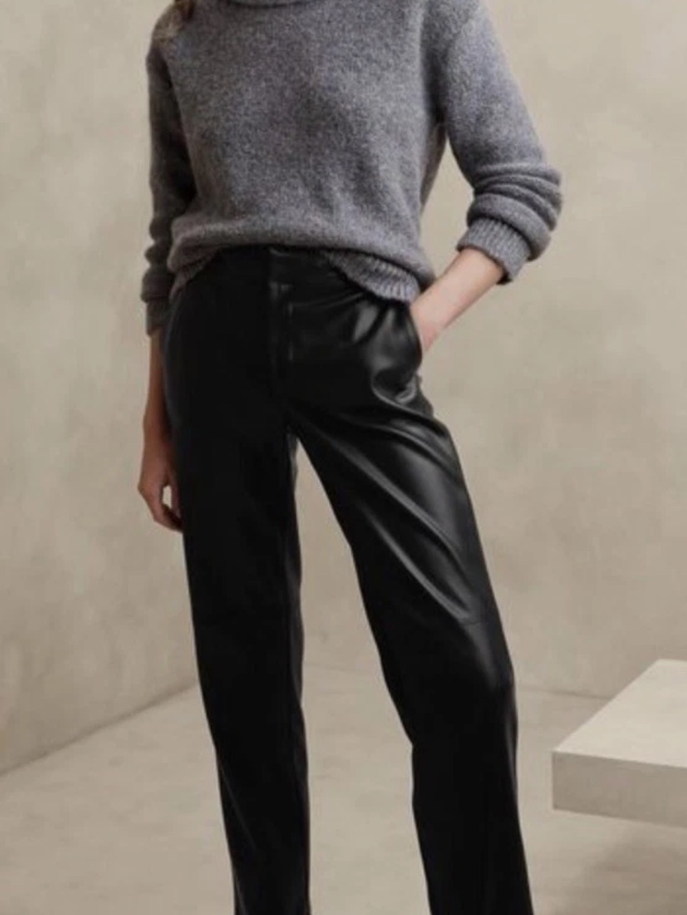 Banana Republic Size 4 Women’s Black Vegan Leather Straight Trousers/Pants NWT